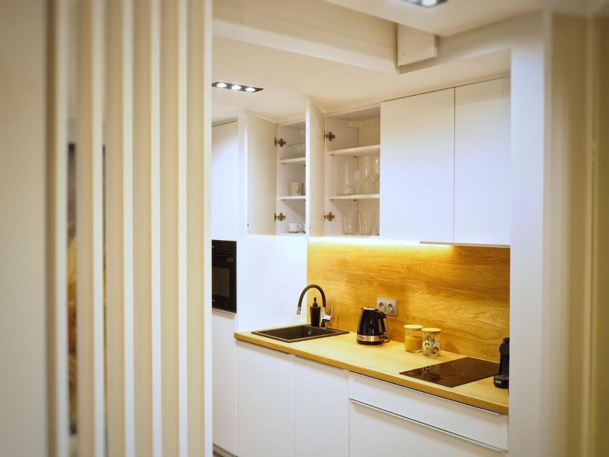 Lm Ventus Apartment キェルツェ エクステリア 写真